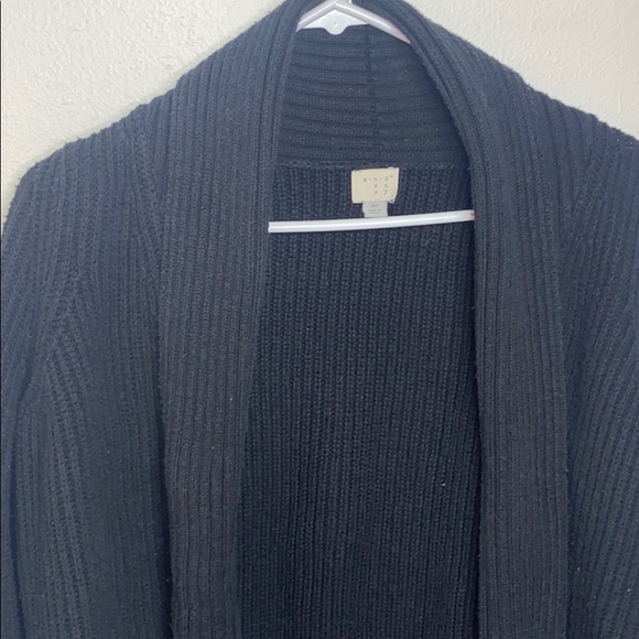 Woman’s Black Knitted Cardigan - Picture 2 of 4